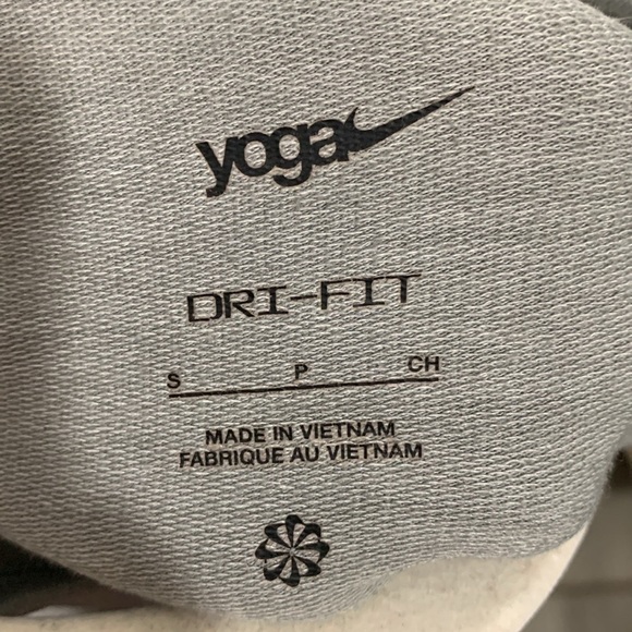 Nike Yoga Dri-fit Crew Neck Oversized Gray Sweatshirt size S - Picture 6 of 14